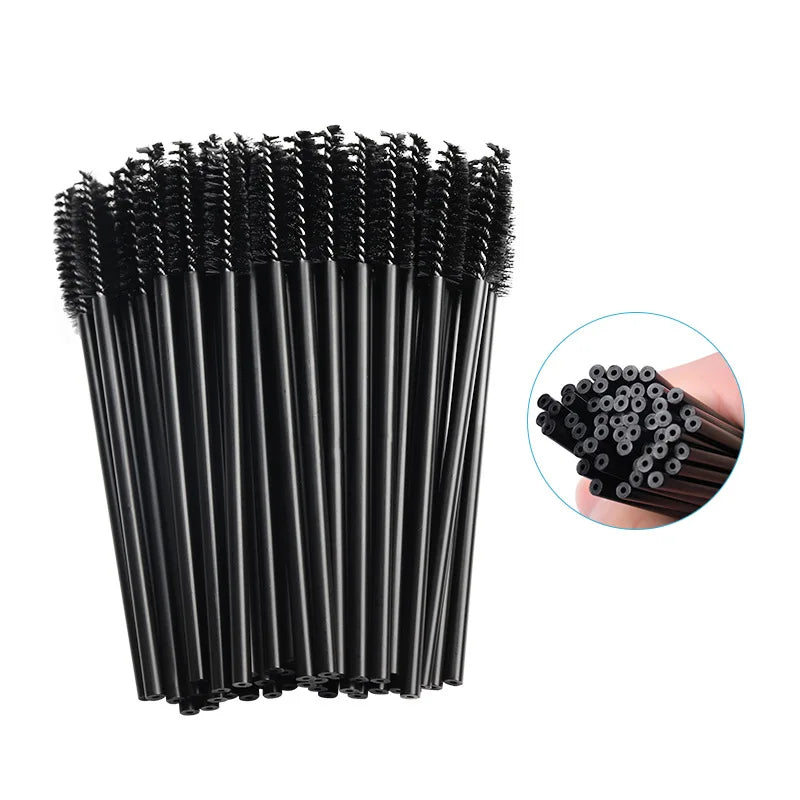 Kit com 50 Pincéis de Maquiagem Descartáveis